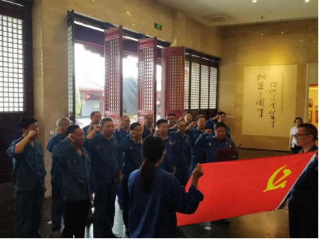堅守廉潔底線 弘揚清風(fēng)正氣