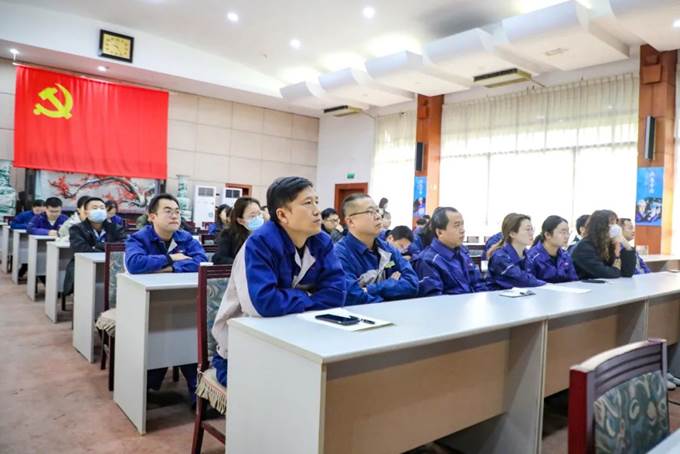 凝心聚力，同心篤行——安彩高科舉辦企業(yè)文化專題培訓(xùn)